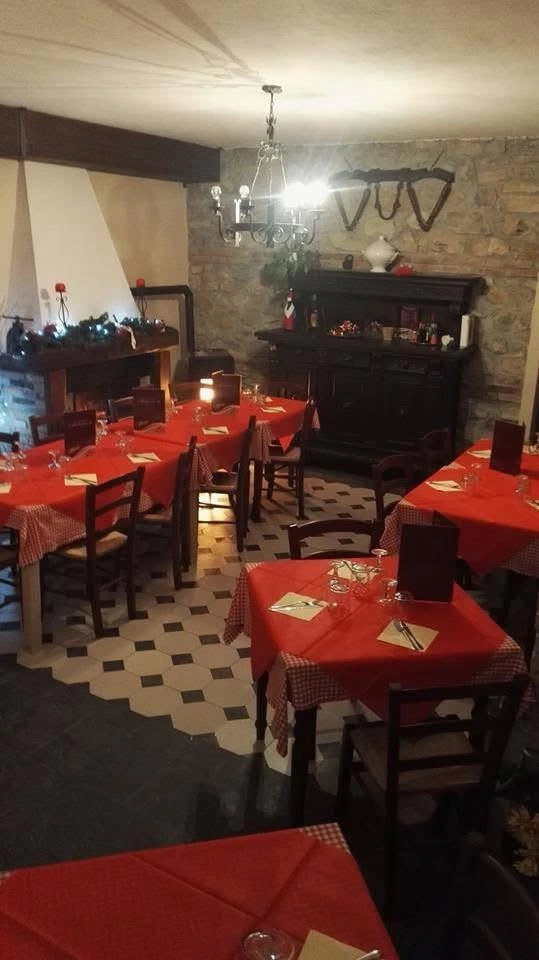 Sala ristoro cena biologica agriturismo Bagnone